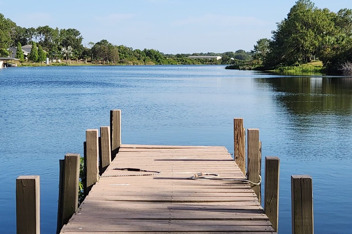 Legacy Lake RV Resort (Mulberry, Florida) photo