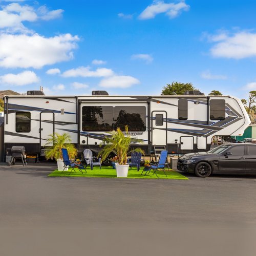 Treasure Island Mobile Home & RV Park (South San Francisco, California) photo