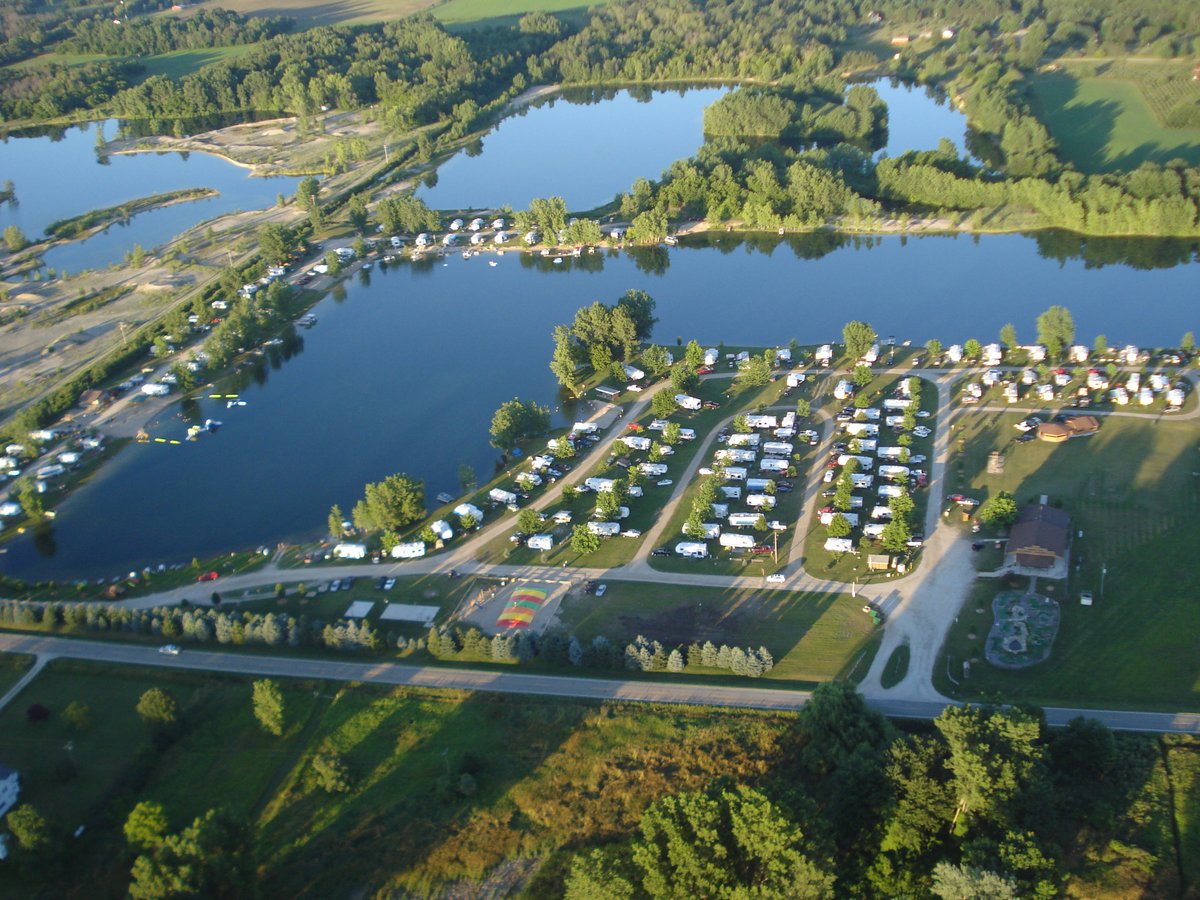 Leisure Lake Family Campground (Sumner, Michigan) photo