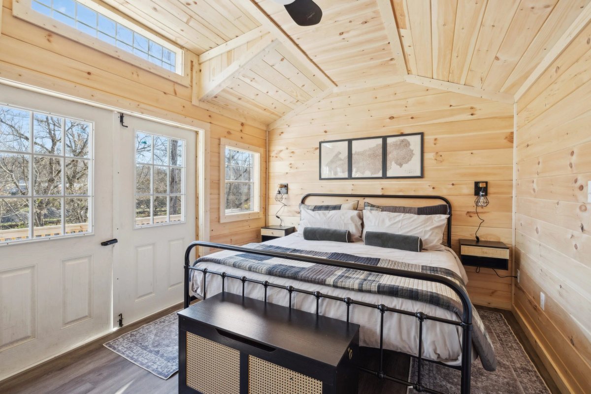 Holy Smokies RV Park & Glamping