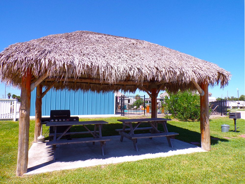 Summer Breeze Kemah RV Resort