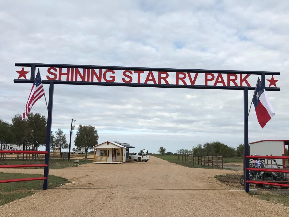 Shining Star RV Park (Gatesville, Texas) photo