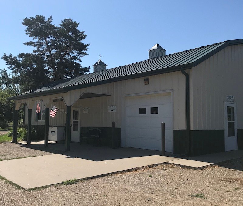 COUNTRY CABINS & RV PARK