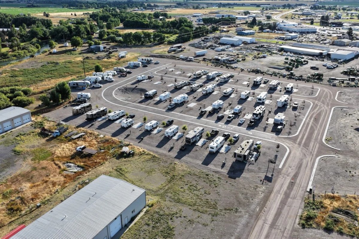 Right Turn Clyde RV Park