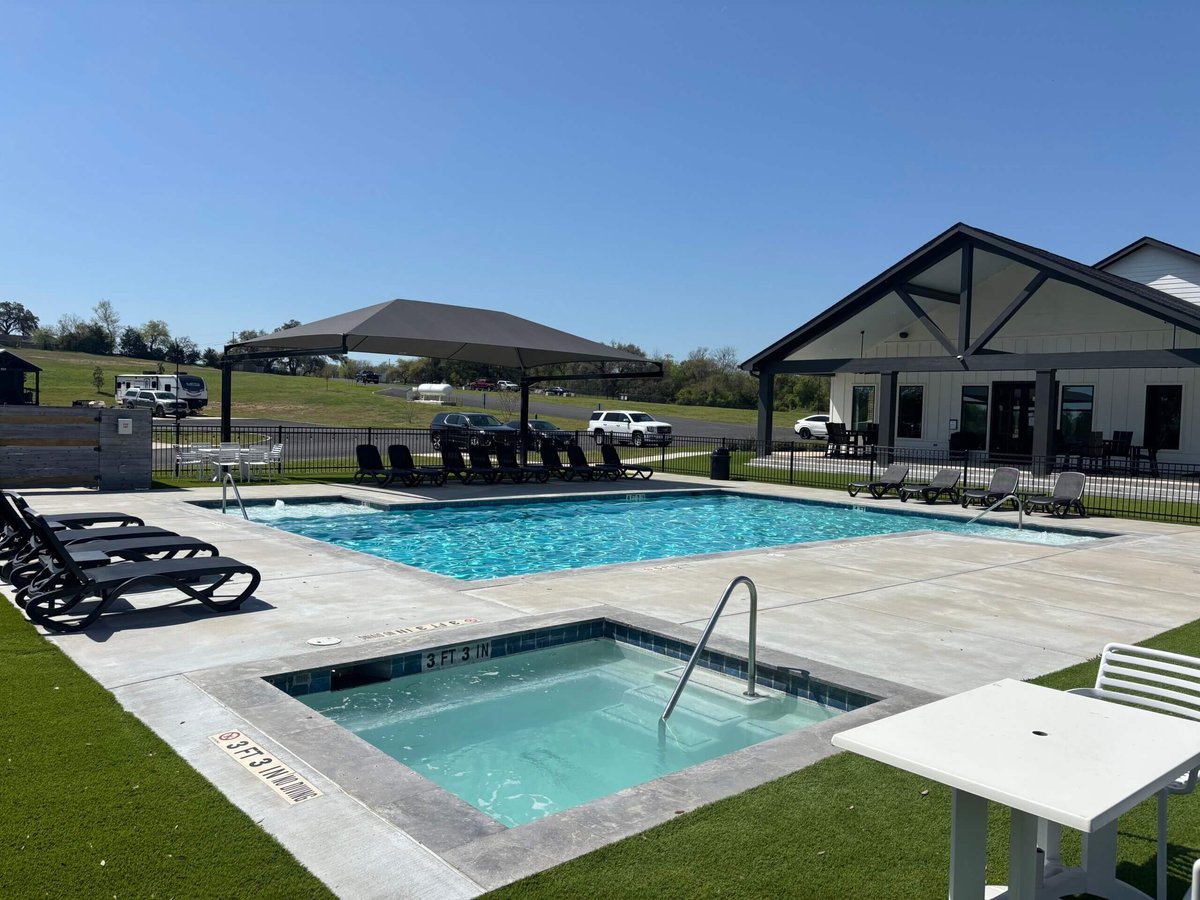 The Hill Top at Brenham (Brenham, Texas) photo