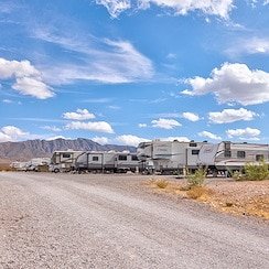 Road Host RV Monthly Extended Stay in El Paso