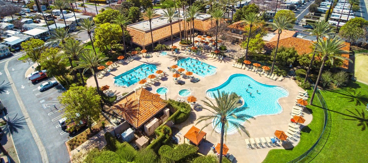 Golden Village Palms RV Resort (Hemet, California) photo