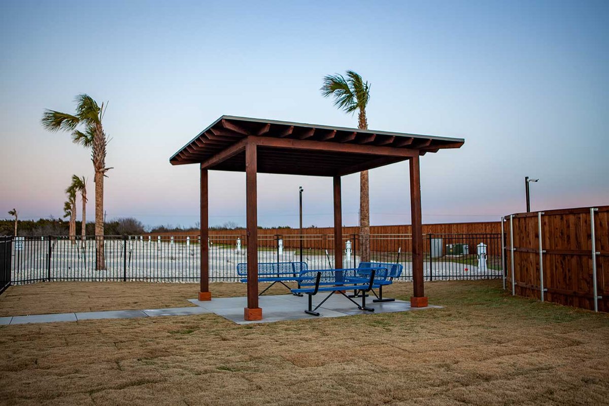 The Palms at Lake Whitney RV Resort and Storage