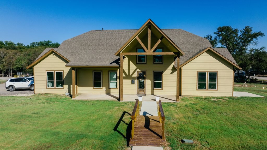 North East Texas Luxury RV and Cottages (Terrell, Texas) photo