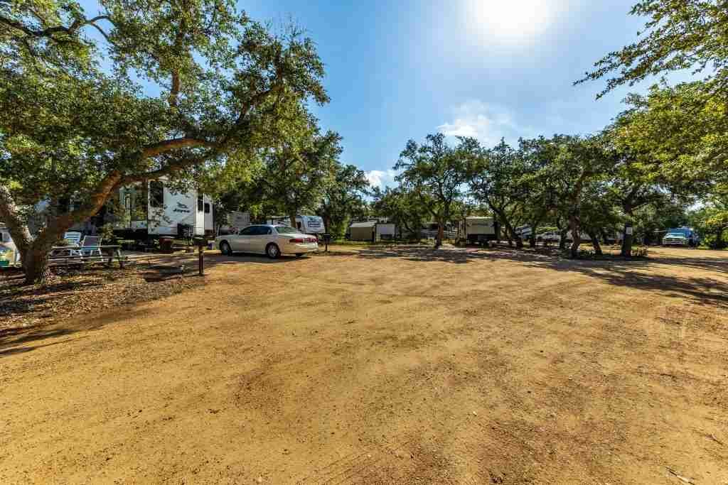 Cottonwood Creek RV Park (Dripping Springs, Texas) photo
