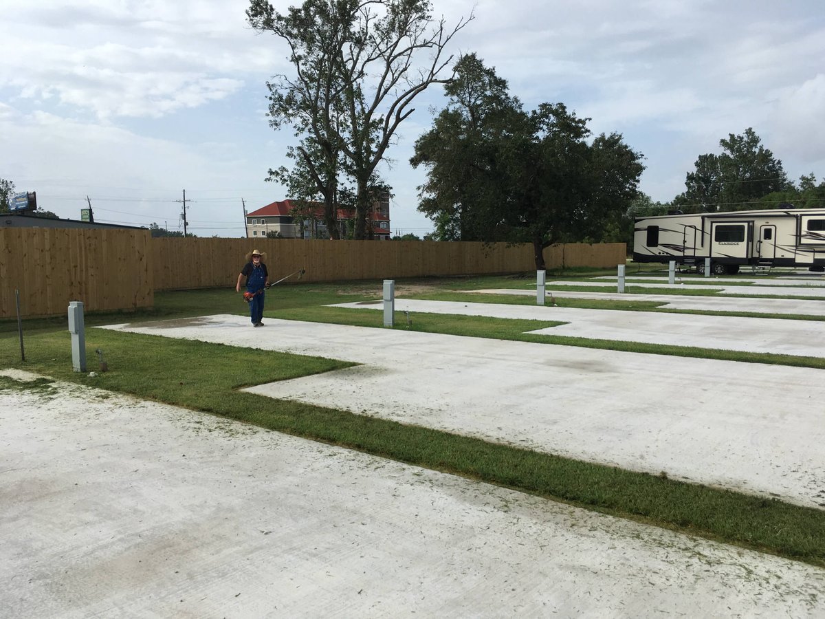 The Elite RV Park (Bridge City, Texas) photo