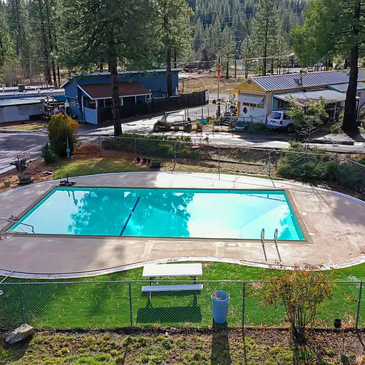 Safari Manufactured Housing Community (Avery, California) photo