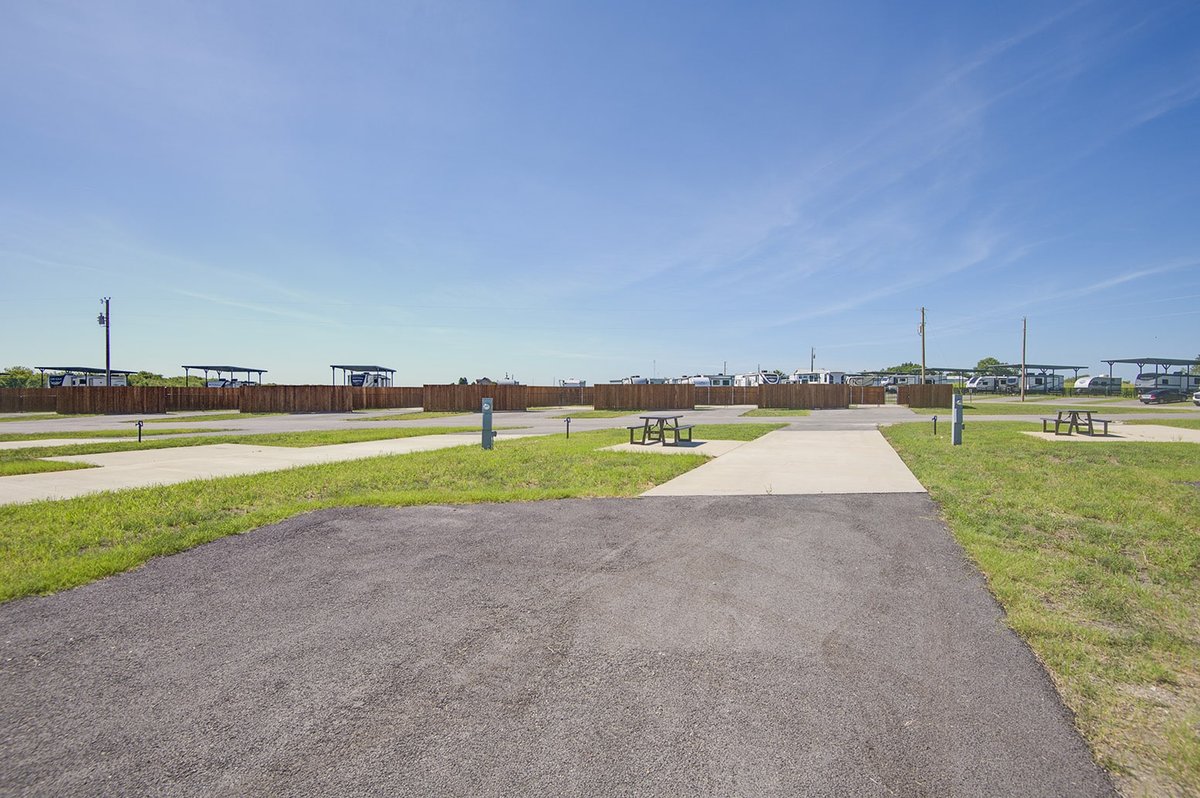 Itasca Creek RV Park (Itasca, Texas) photo