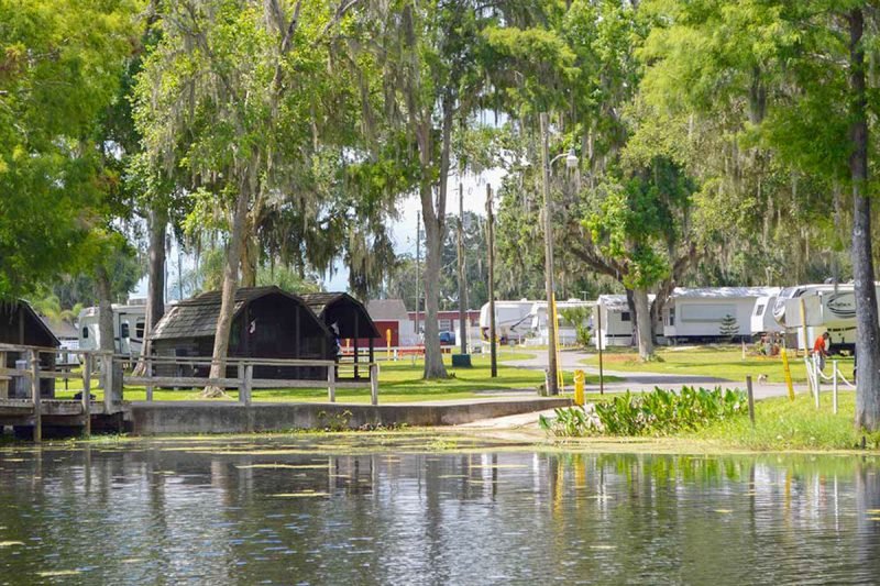 Lake Pan RV Village