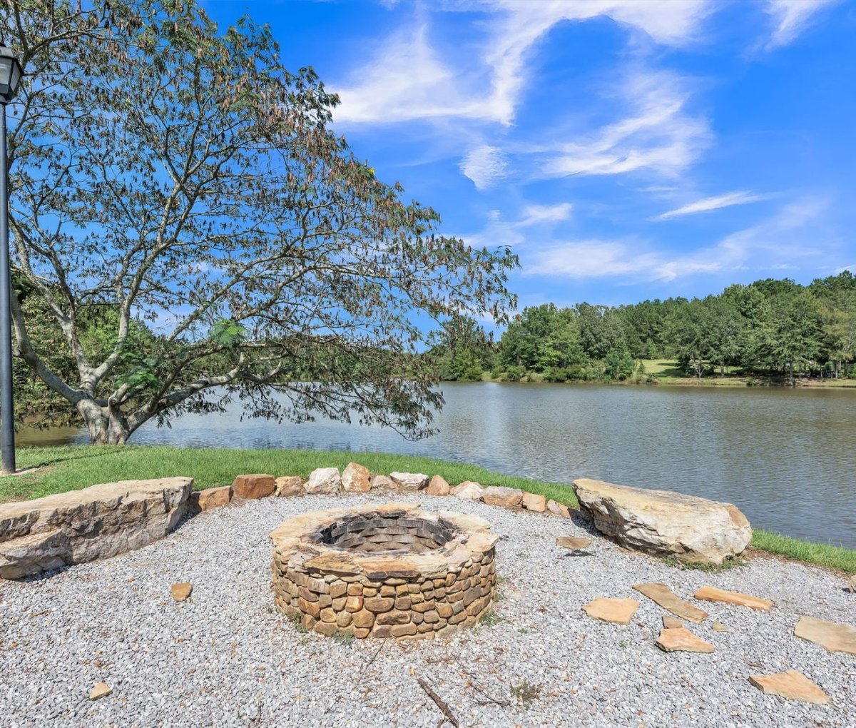 Jellystone Park Pelahatchie - Yogi On The Lake