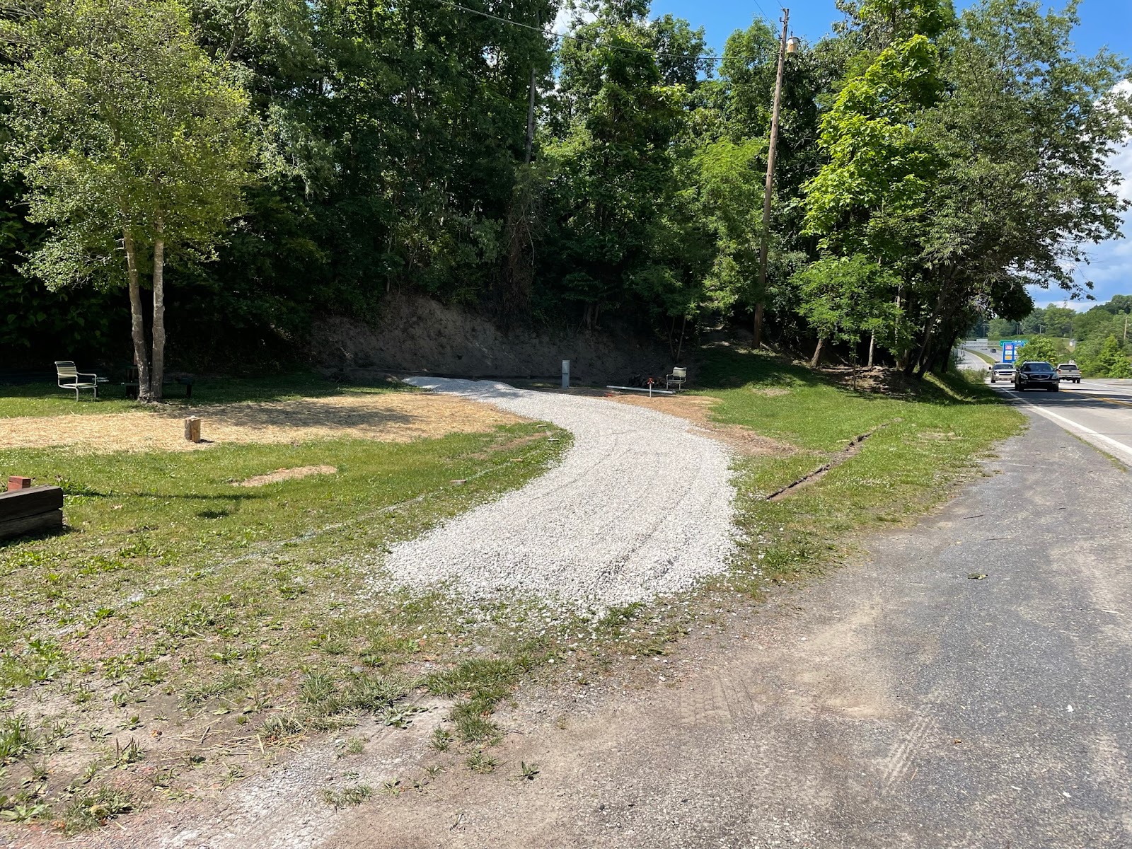 Hilltop Sunrise - Single RV Site with Electric, Water, and Sewer hookups