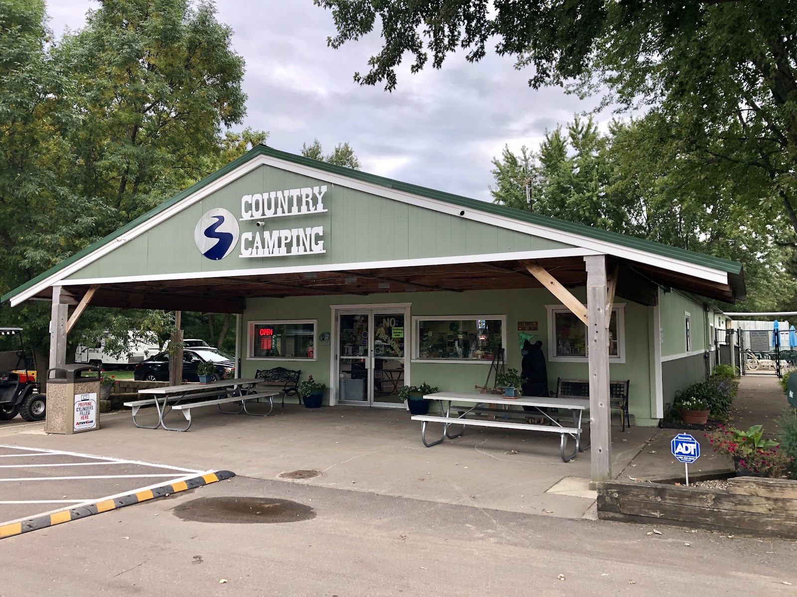 Country Camping Tent & RV Park