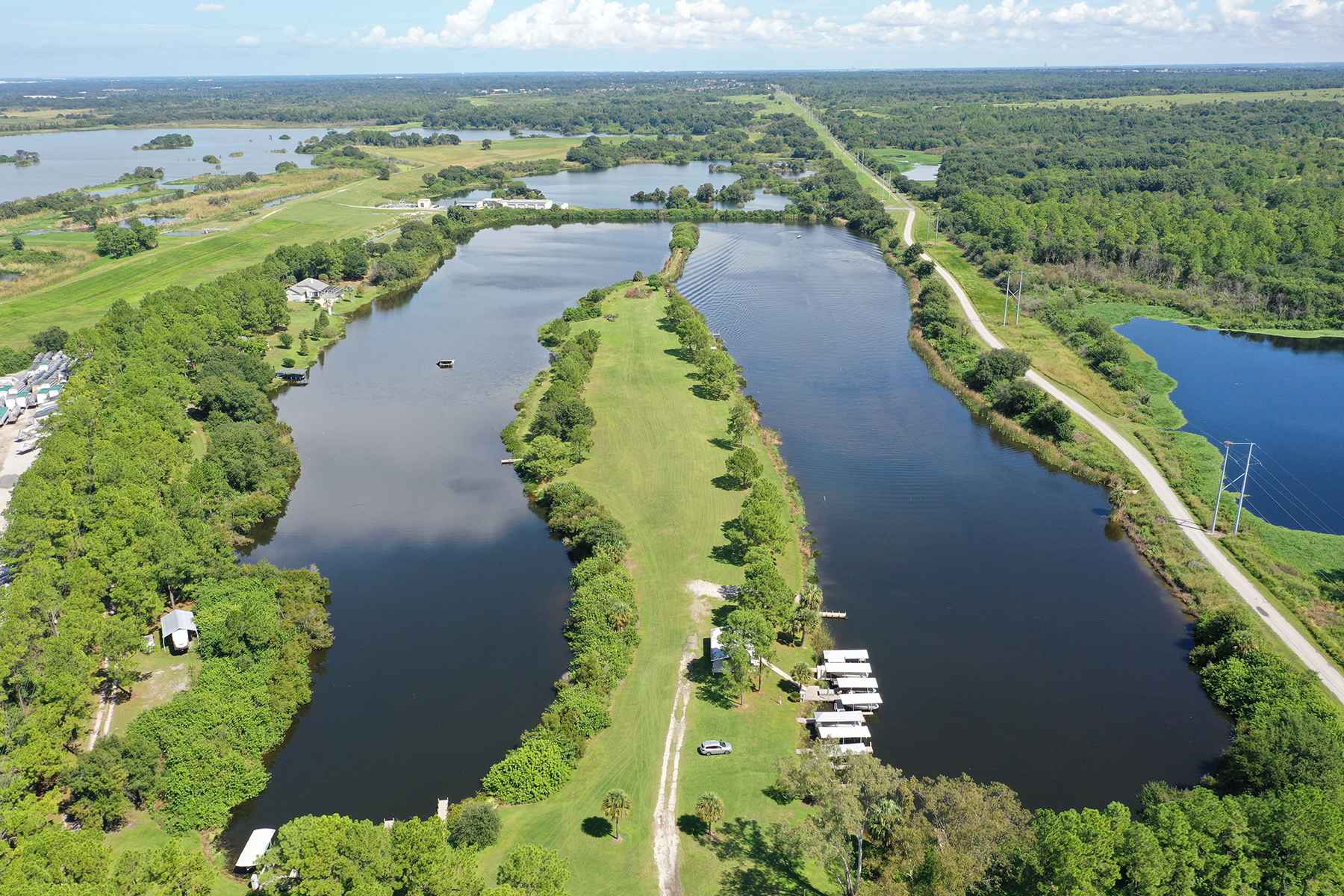 Legacy Lake RV Resort - Mulberry, FL