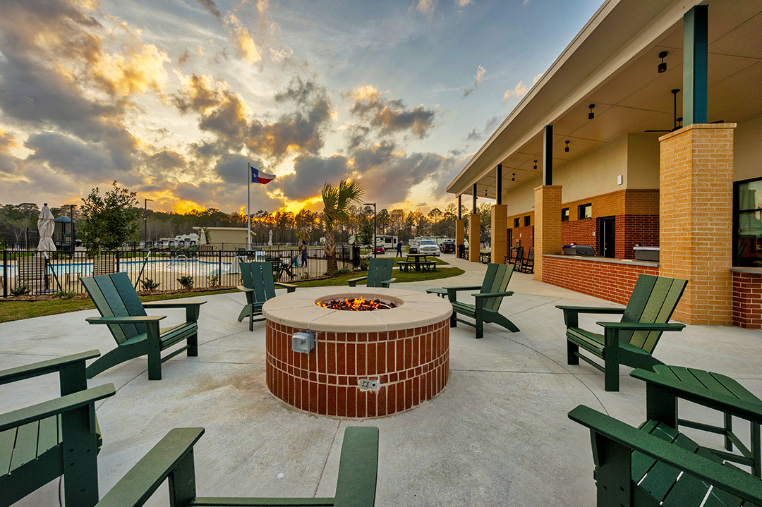 Laurel Springs RV Resort - Kingwood, TX