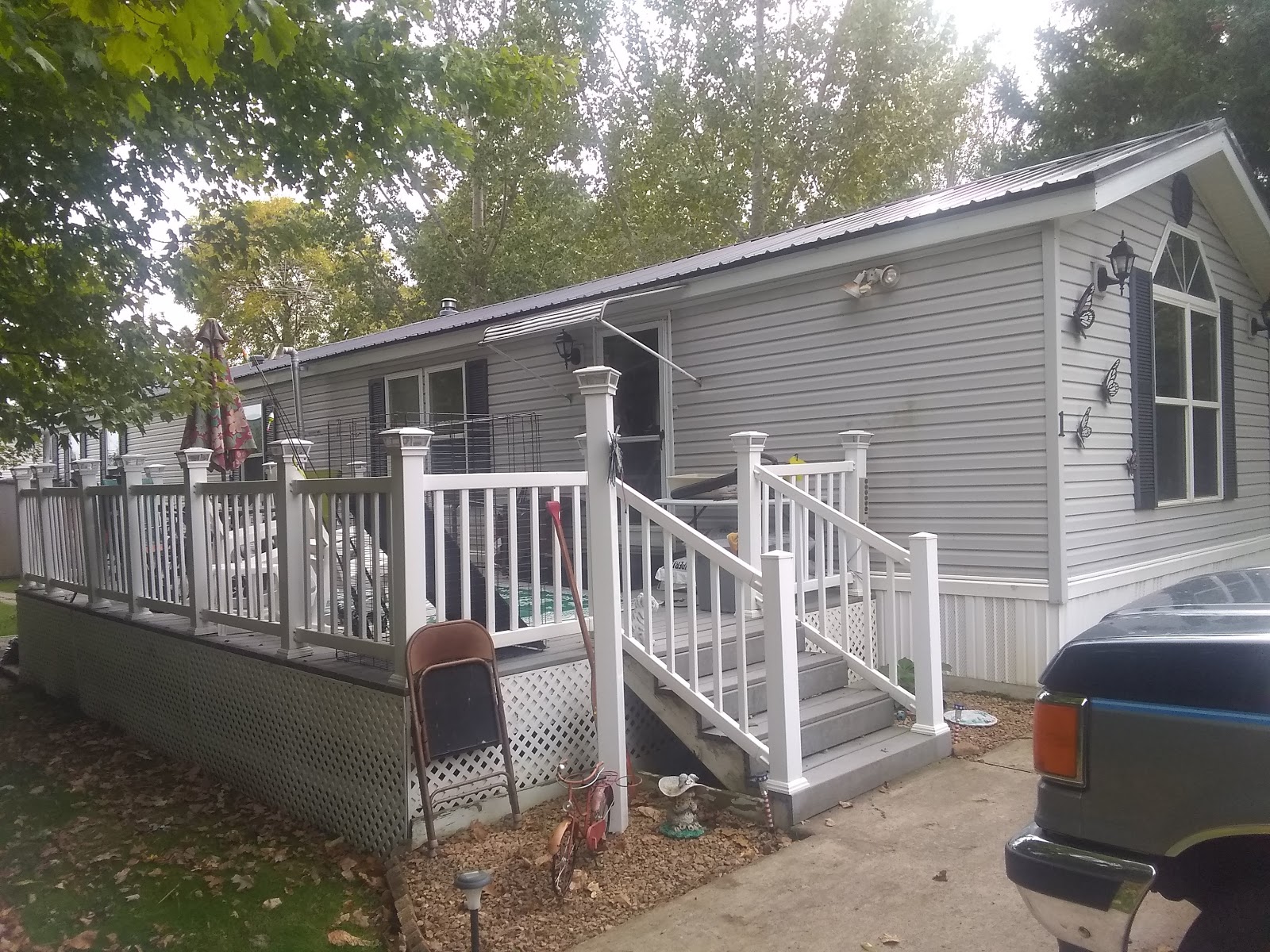 Lakeside Manor & RV Park