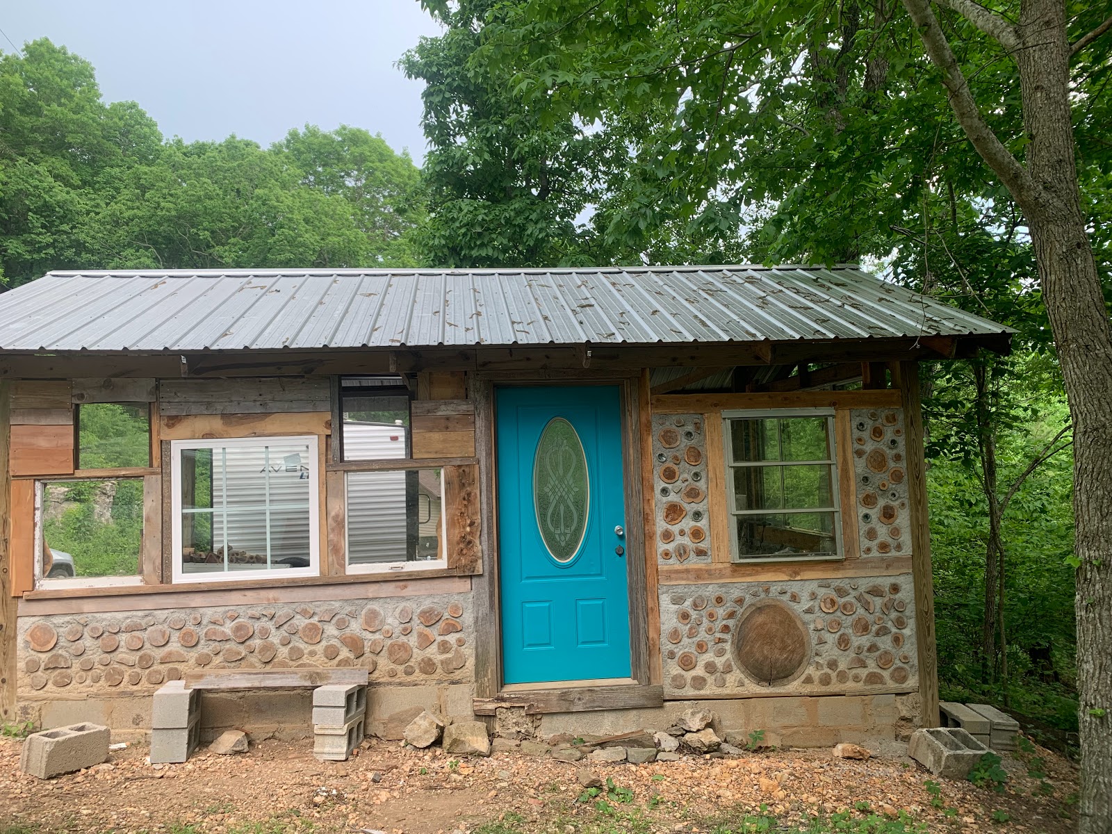 Enchanted Ozark Camp and Cabins