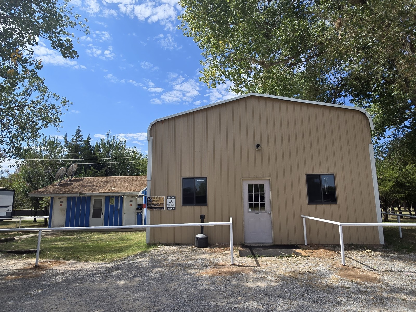 Cottonwood RV Family Park