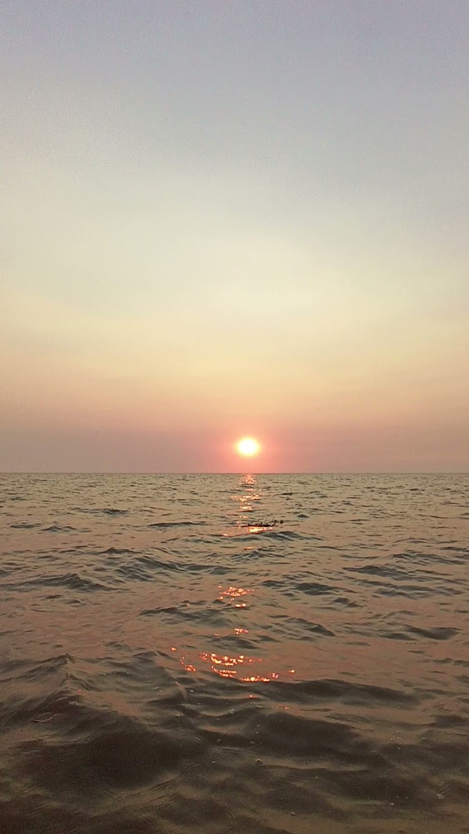 Sunset at the Lake Mobile Village