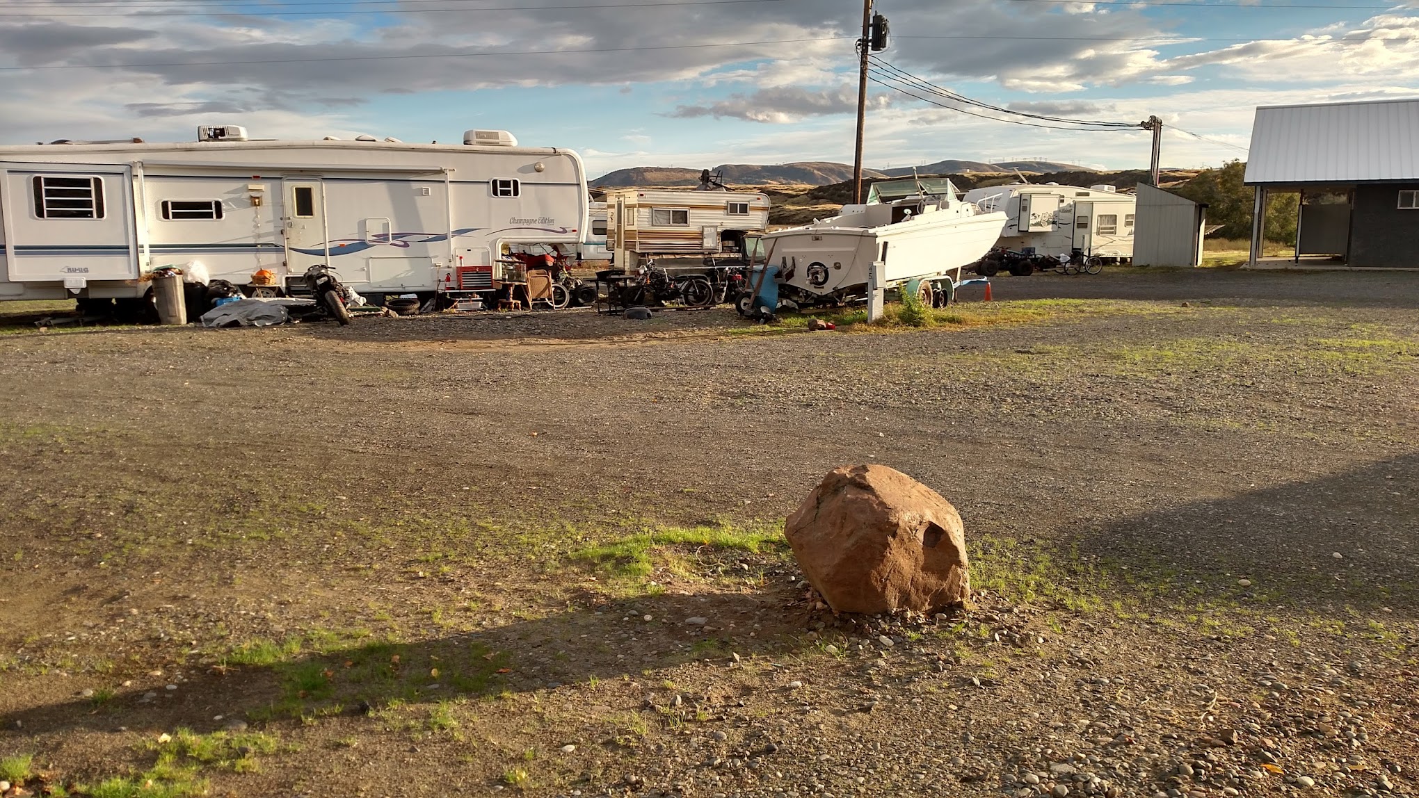 Columbia Hills RV Village