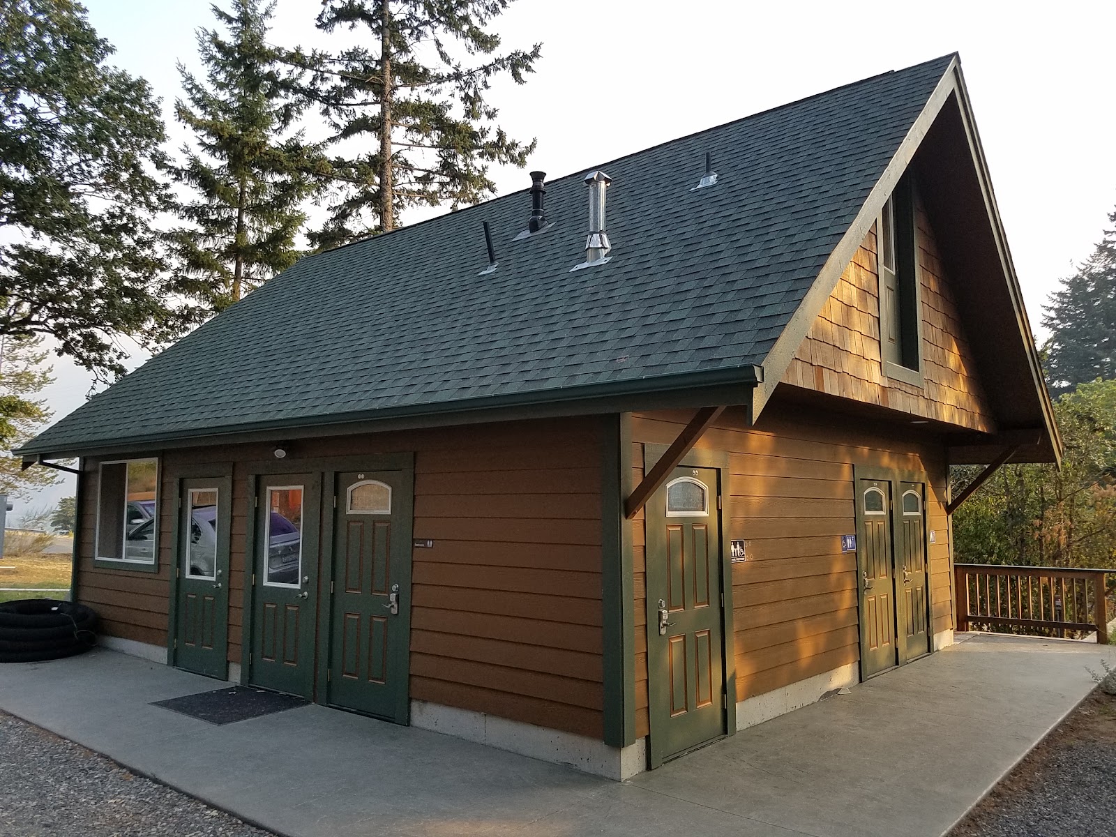 Dog Mountain RV Park