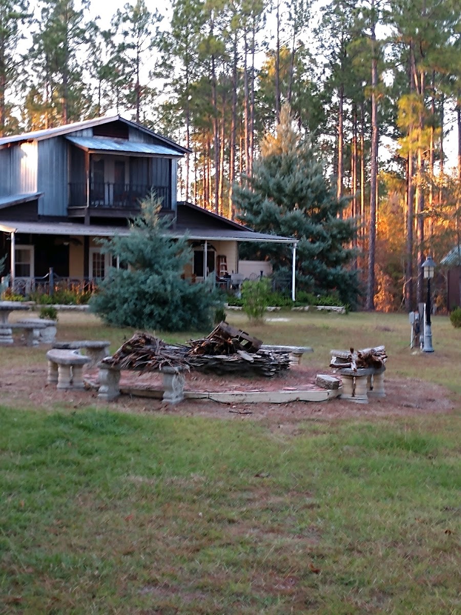 Whispering Pines RV Park