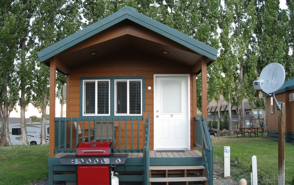 Thousand Trails Crescent Bar