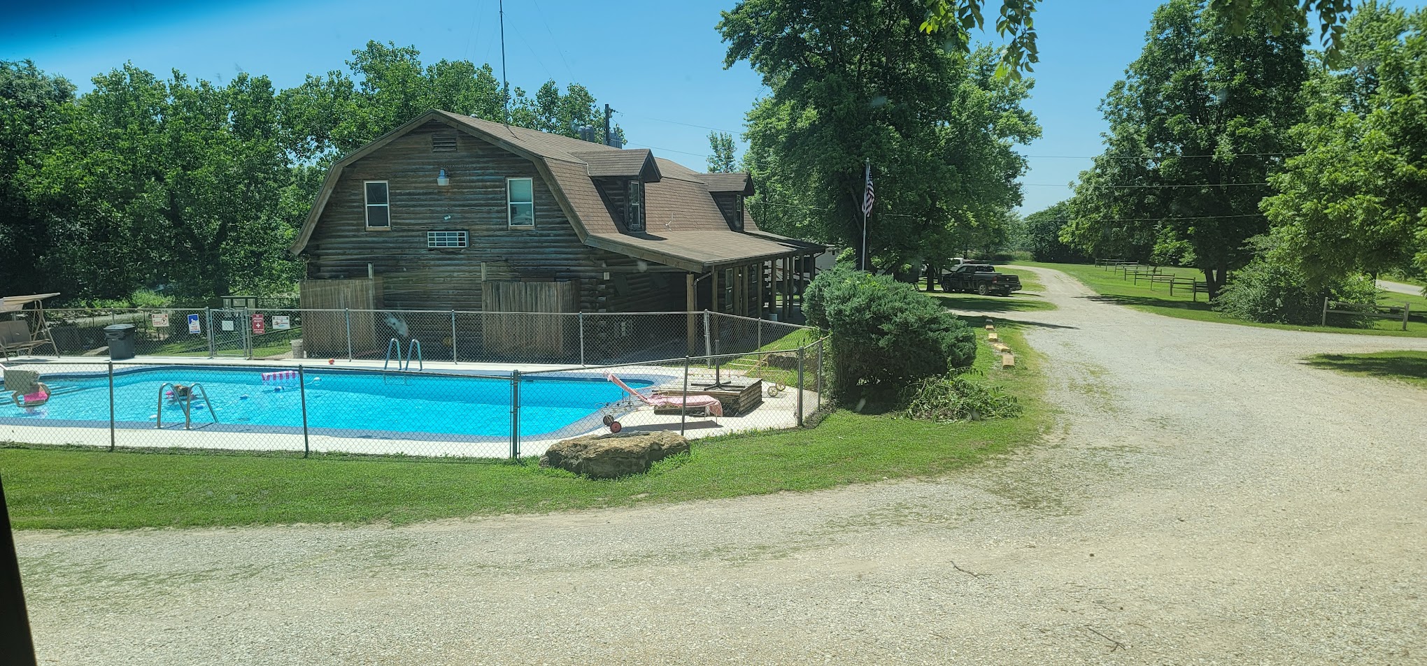 Topeka Hilltop Campground
