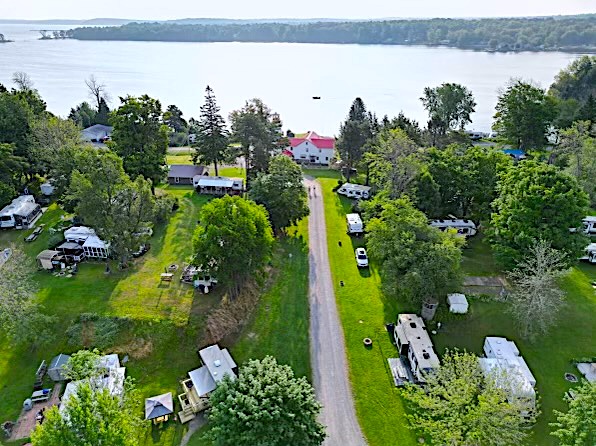 Holiday Harbor RV Park