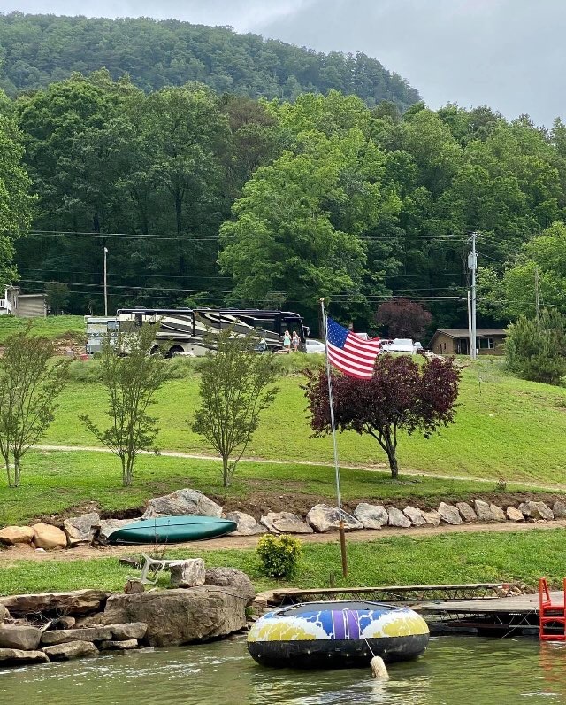 River Life RV Resort