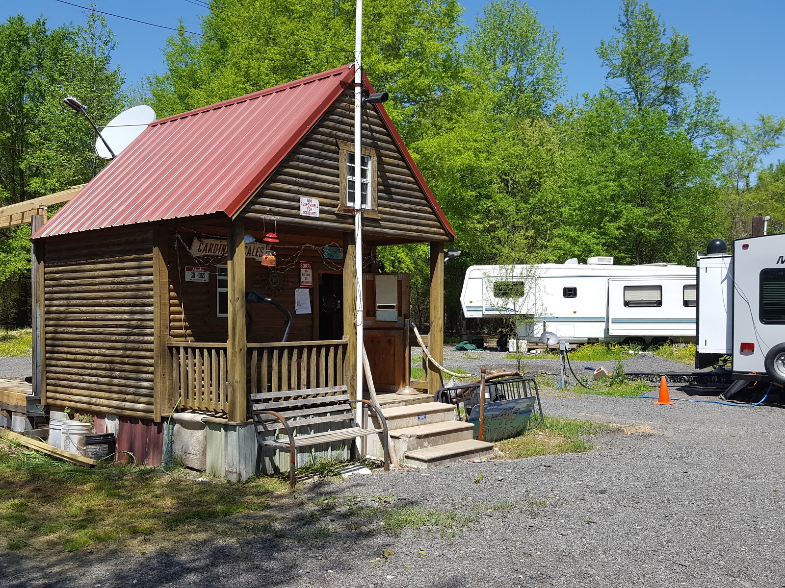 I-440 RV Park and Camper