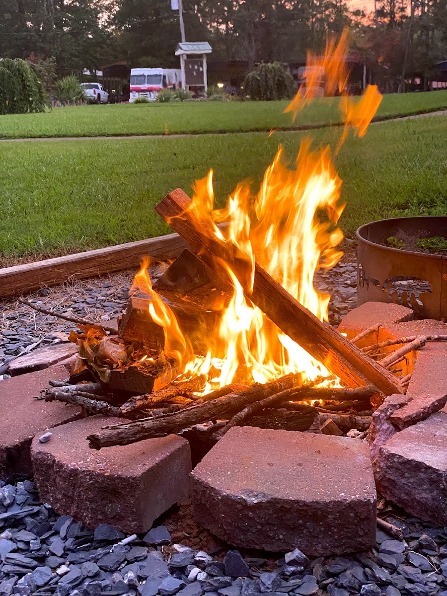 Riverside Campground & Motel