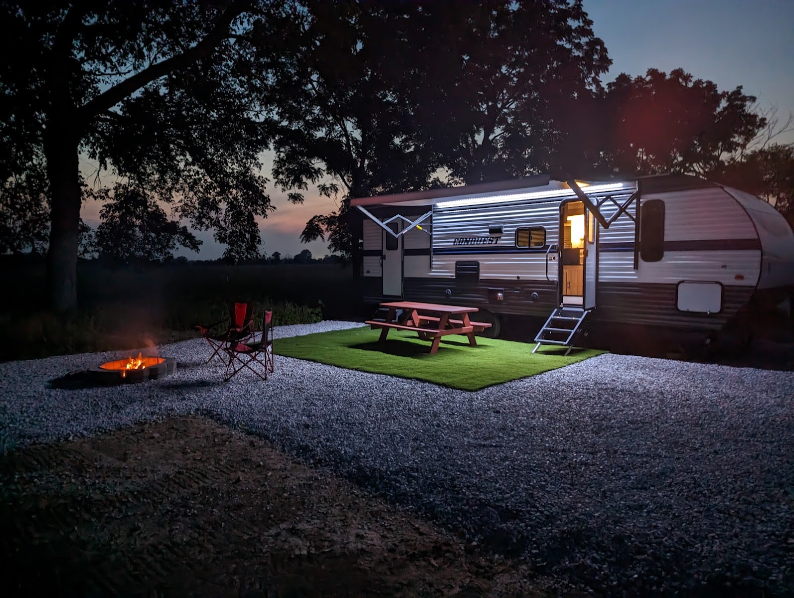 Roaring River Hills Campground and Cabins