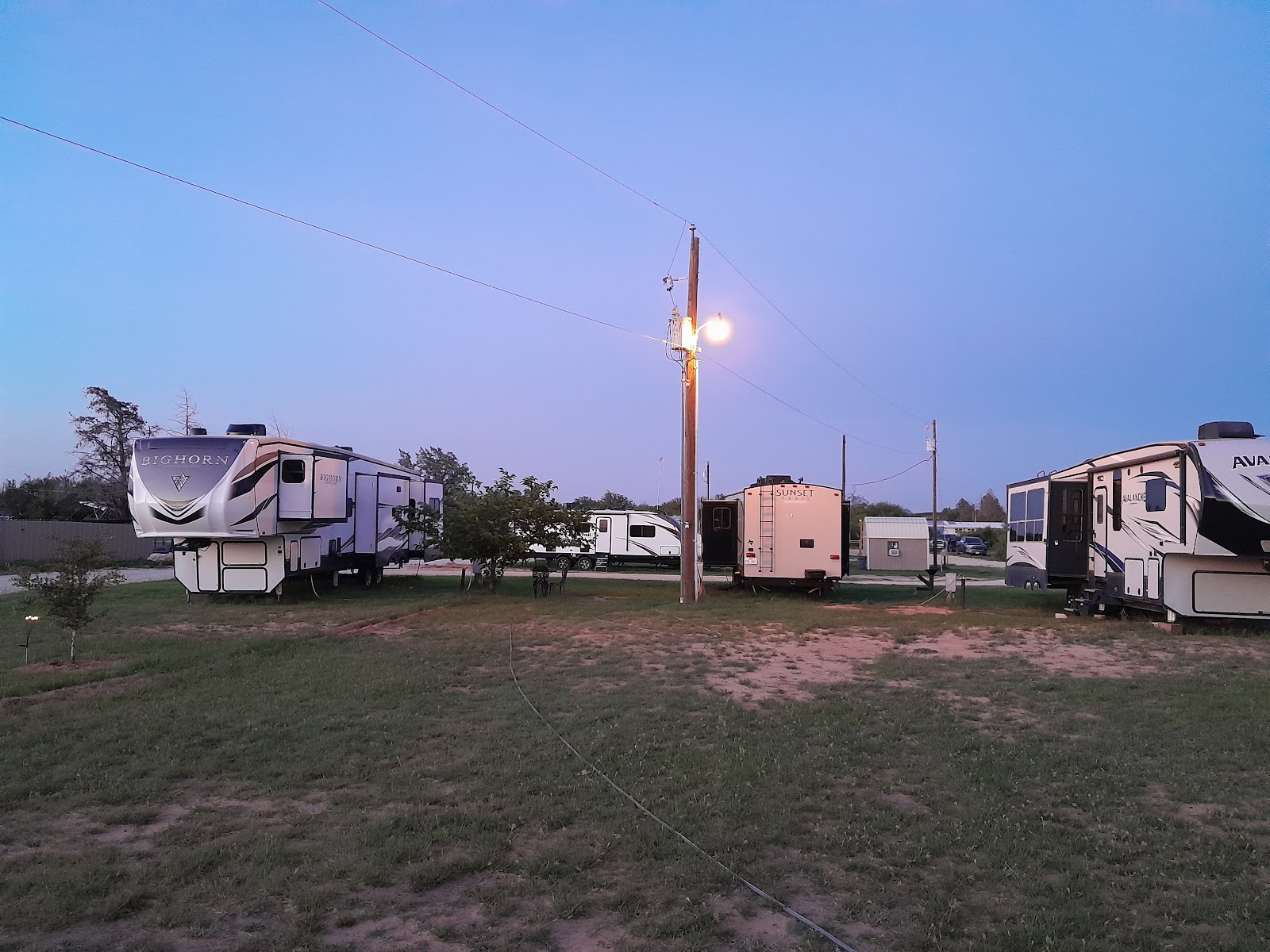 Outback Rv Park & Rv Transport