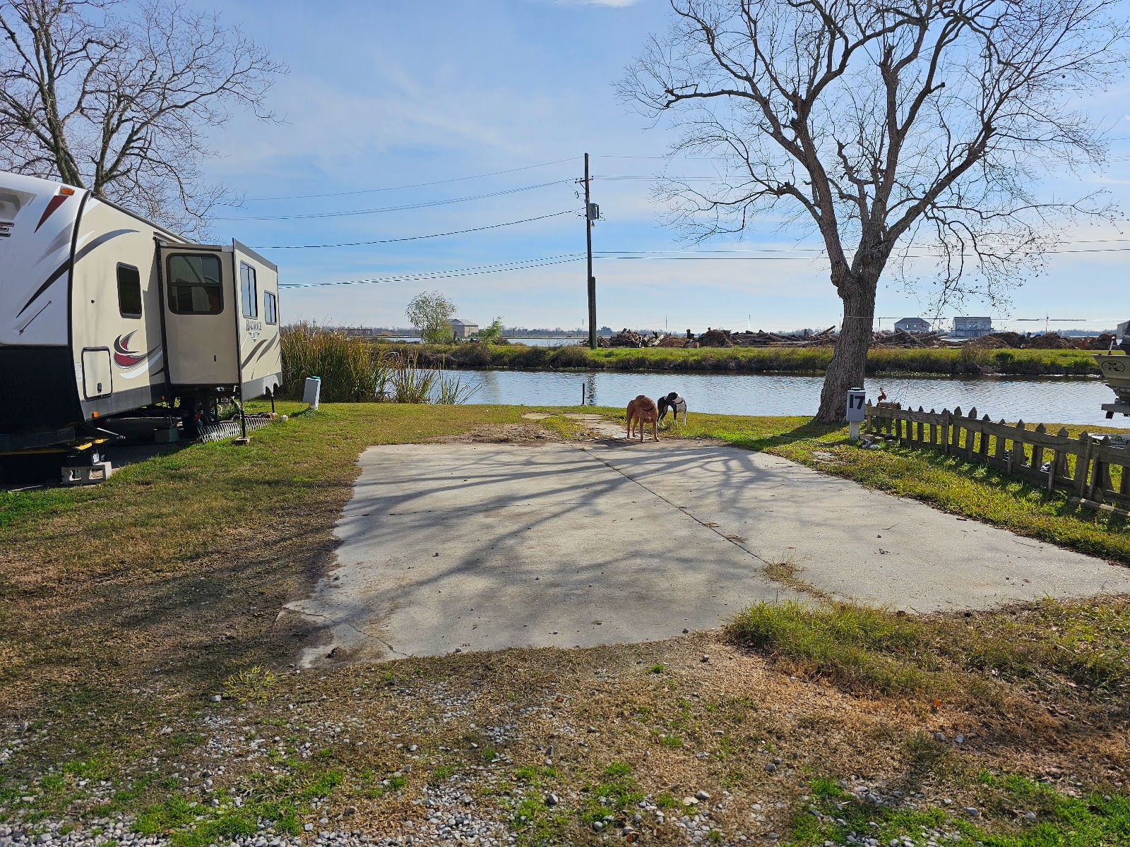Vanacor's RV Campground & Apartments