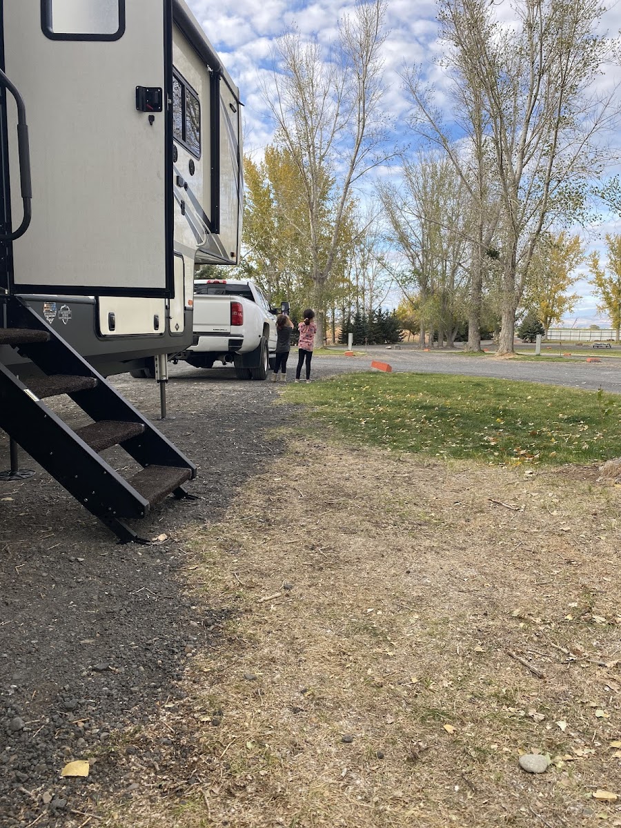 Rest EZ RV Park