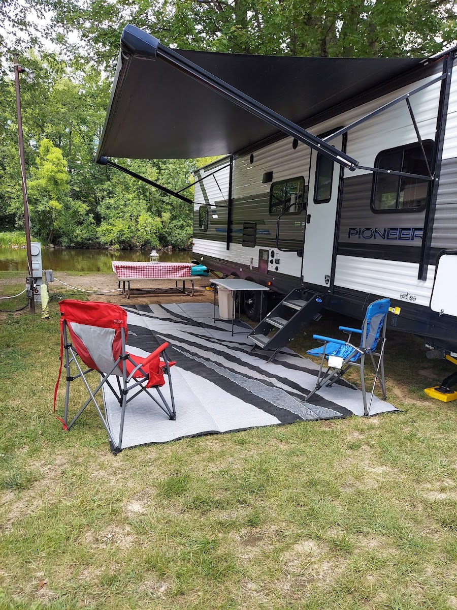 Henry's Landing Campground & Canoe Rental