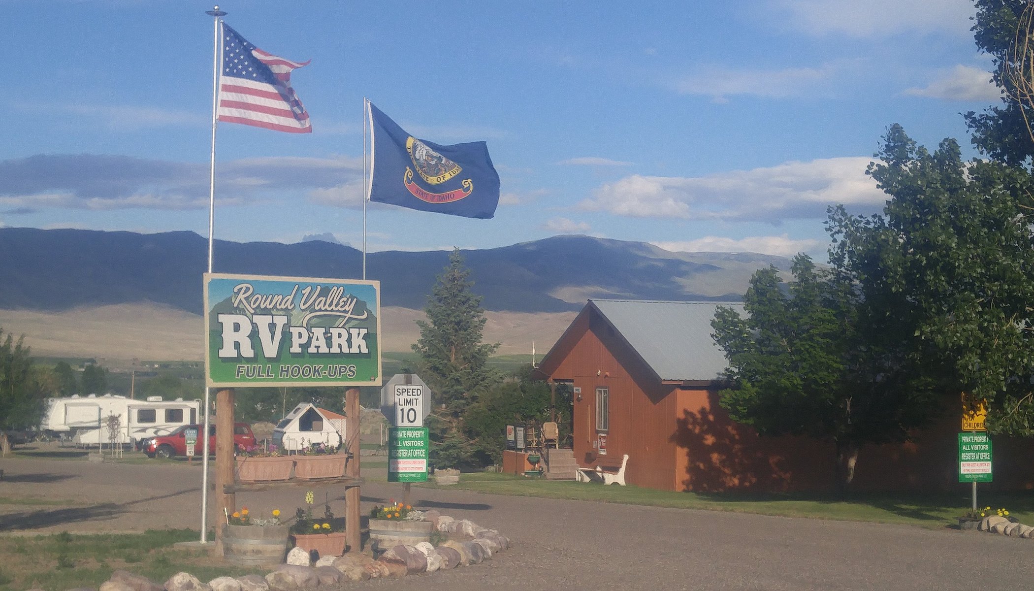 Round Valley RV Park