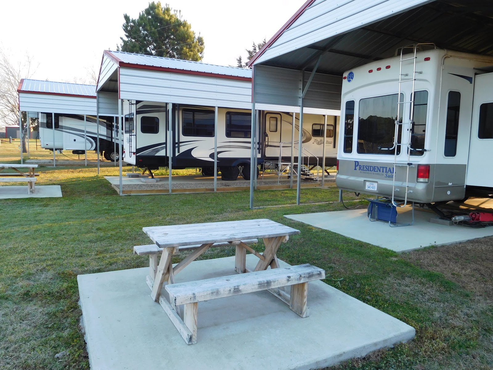 Roadrunner Acres RV Ranch