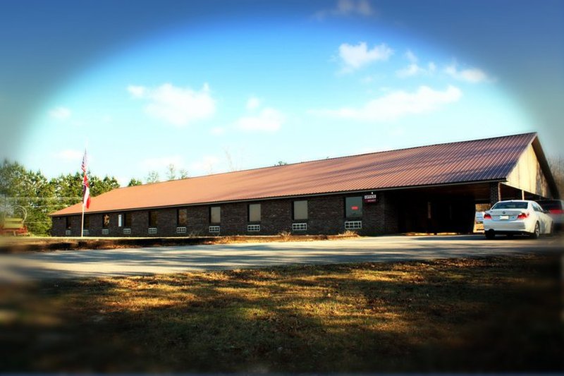 Wagon Wheel Hotel and RV Park