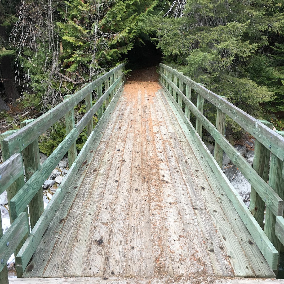 Lake Creek Campground