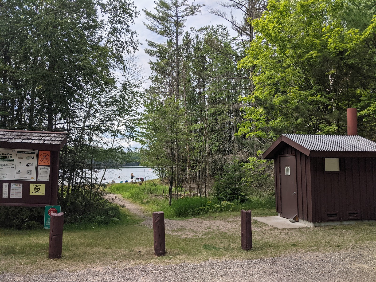 Luna - White Deer Lake Campground