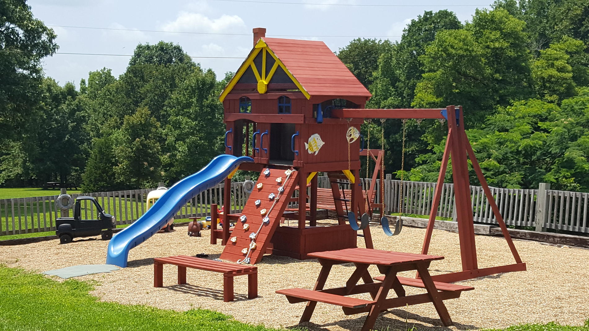 Lebanon / Bennett Spring KOA Holiday