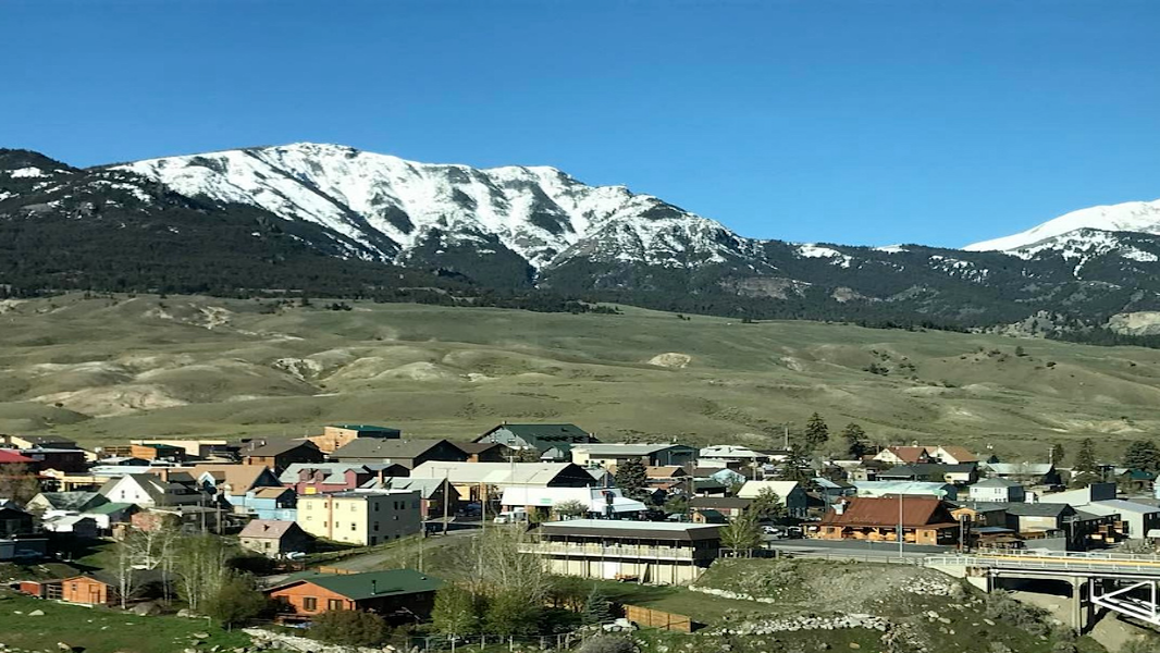 Sun Outdoors Yellowstone North