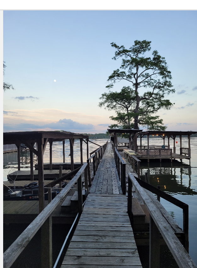 Tom Bell's rv park, boat landing and trailer rentals