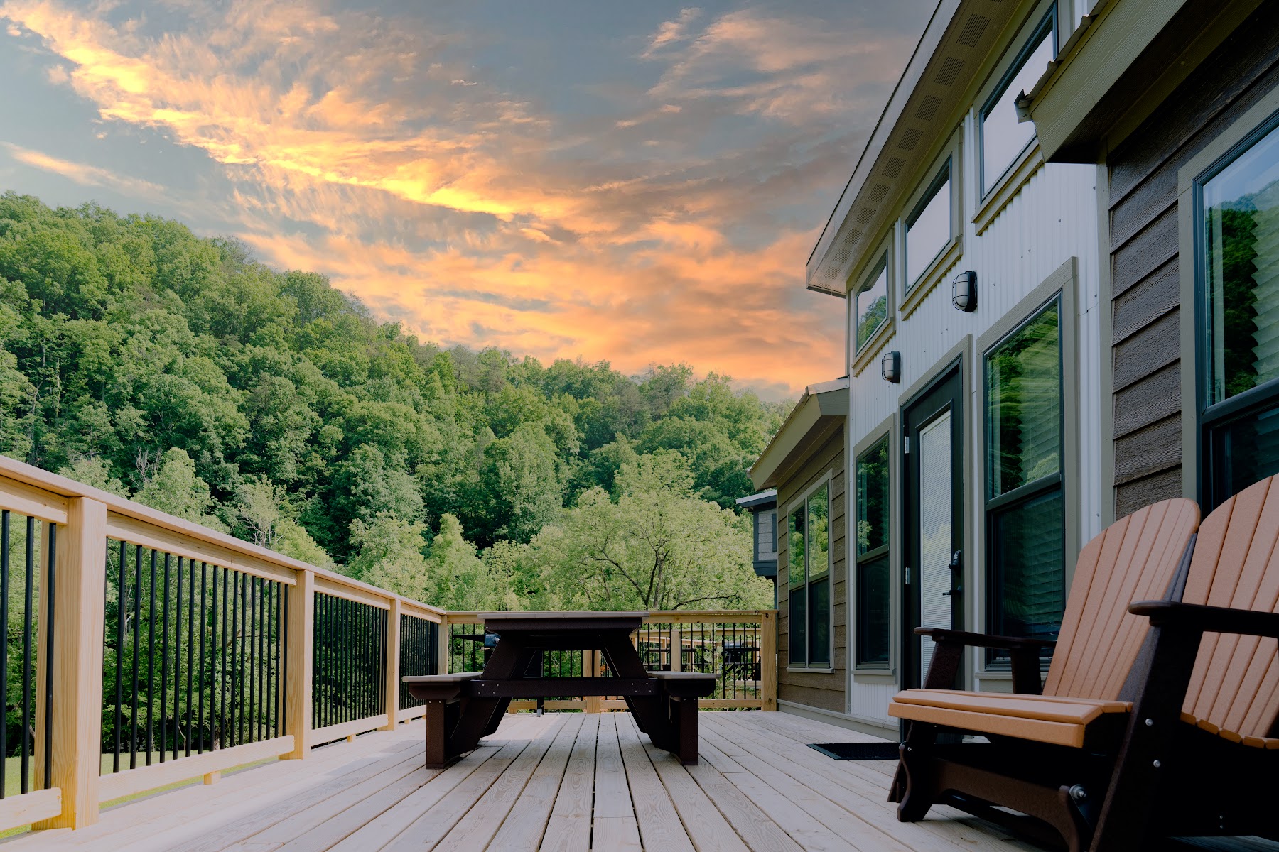 Ellis Cove Tiny Home & RV Adventures